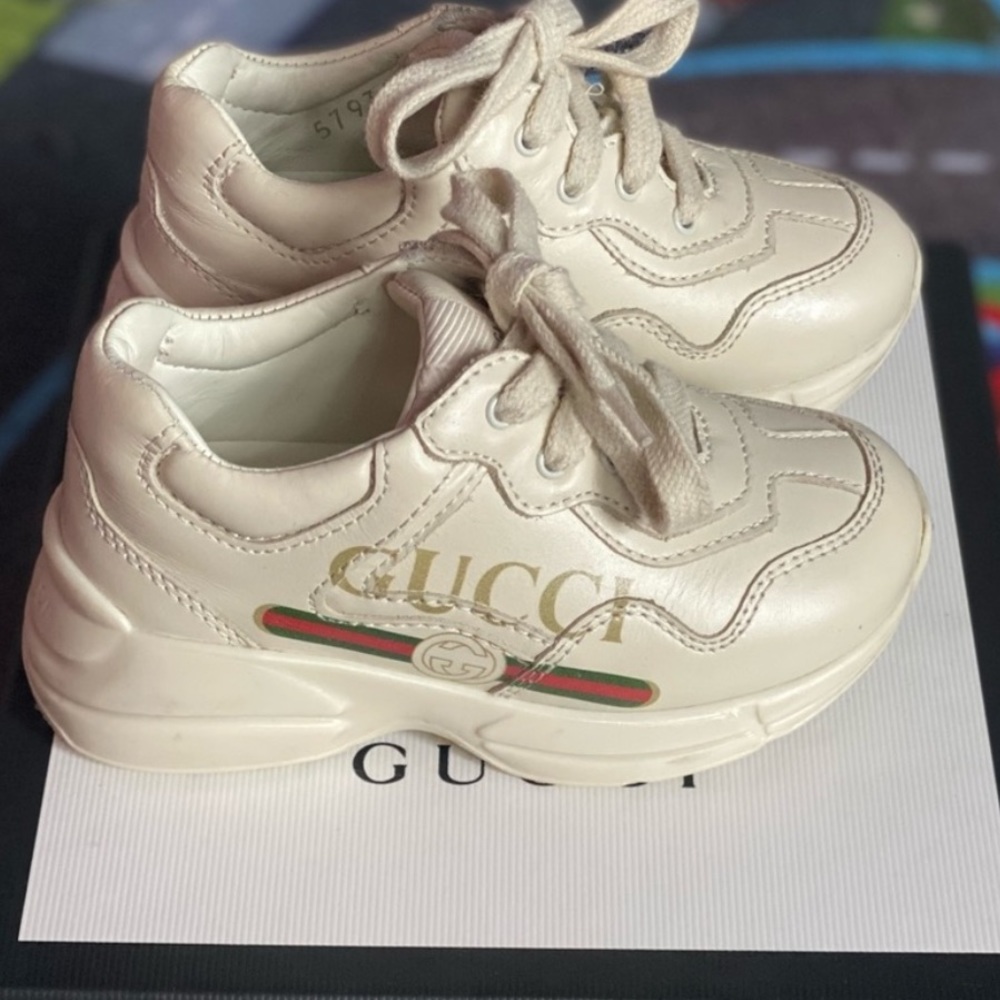 Gucci sneakers